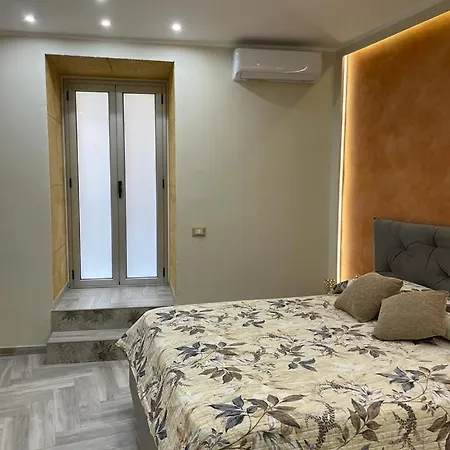 Πανσιόν Sikelia Luxury *