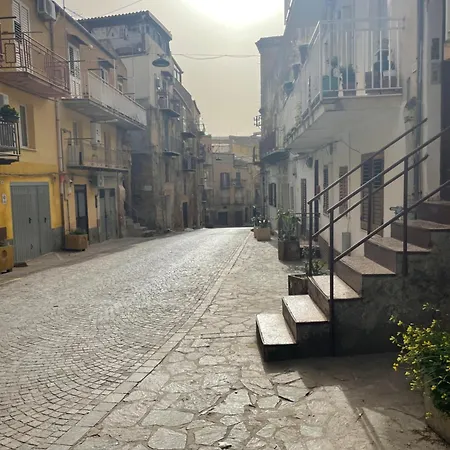 Πανσιόν Sikelia Luxury *